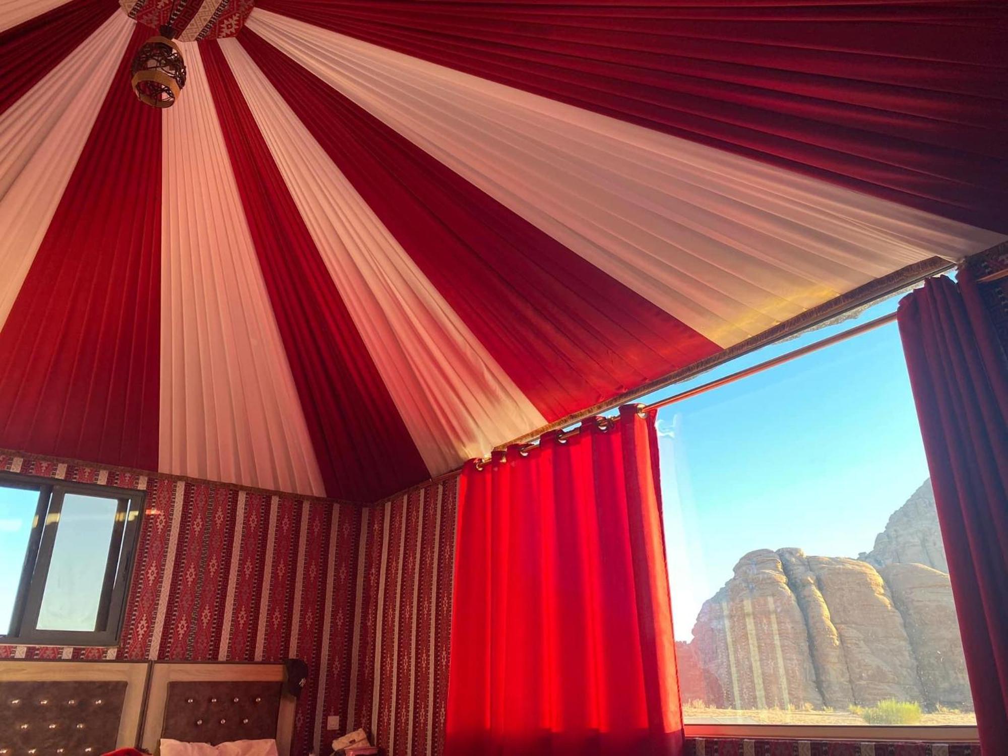 Julia Rum Luxury Camp Ваді-Рам Екстер'єр фото